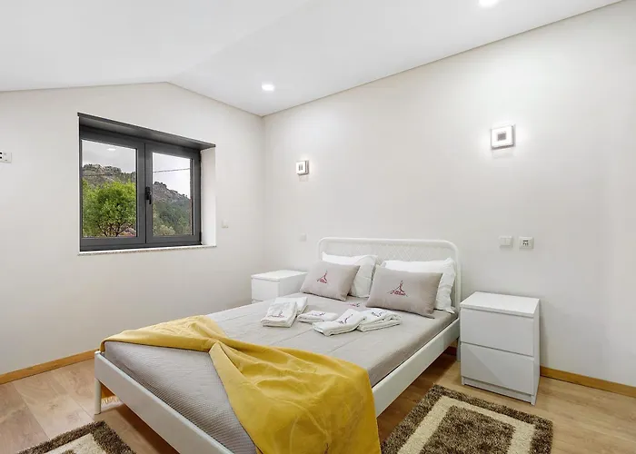 Casa Miradouro Fafiao בית נופש *